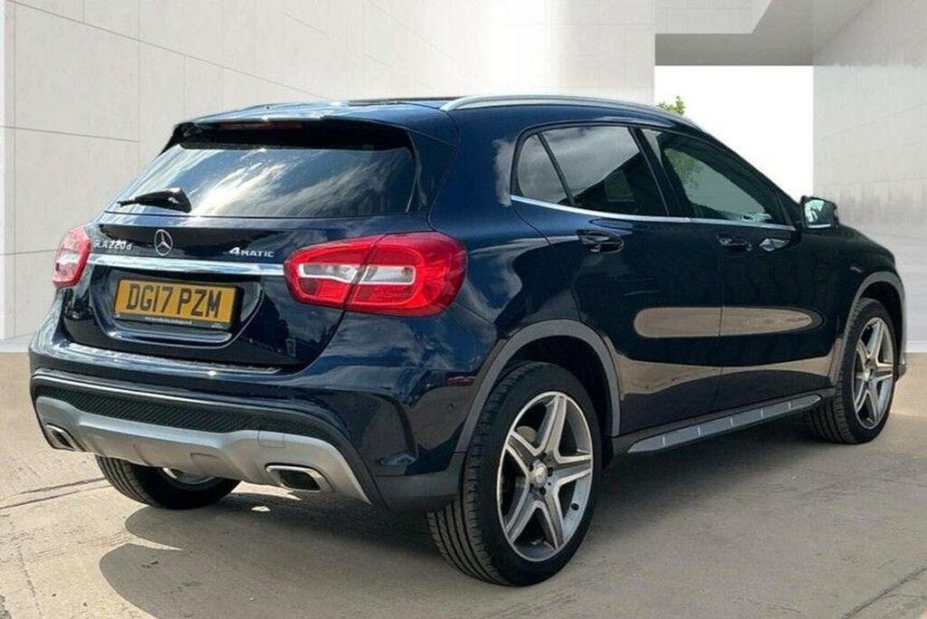 Mercedes-Benz GLA Class 2.1 Gla220d Amg Line Executive 7G-dct 4Matic Eur Blue #4