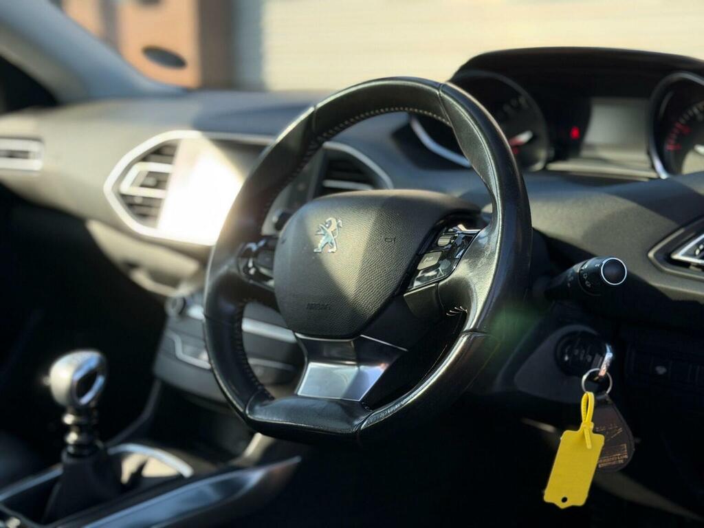 Peugeot 308 1.6 E-hdi Feline Euro 5 Ss Grey #29