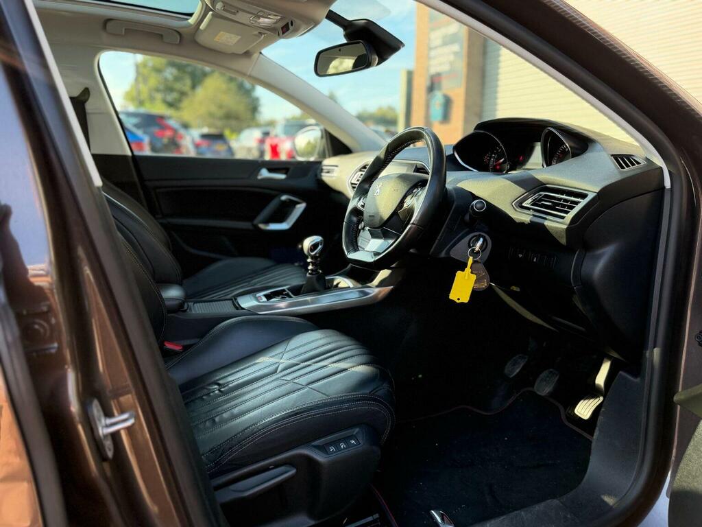 Peugeot 308 1.6 E-hdi Feline Euro 5 Ss Grey #25