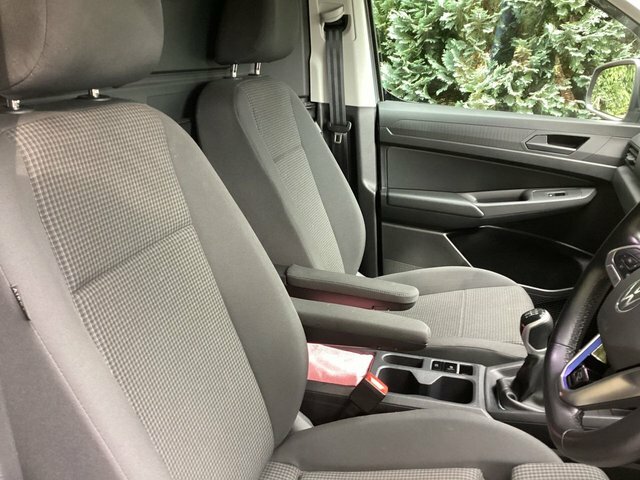Volkswagen Caddy Volkswagen Caddy Cargo C20 2.0 Tdi 102Ps Co Black #16