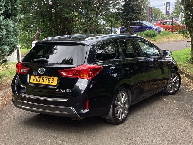 Toyota Auris Vvt-h Excel Touring Sports Black #4