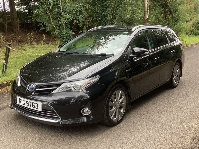 Toyota Auris Vvt-h Excel Touring Sports Black #6