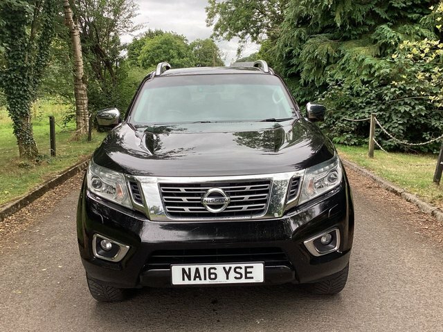 Nissan Navara 2.3 Dci 190 Bhp 4Wd Tekna Edition Canopy No Va Yellow #10