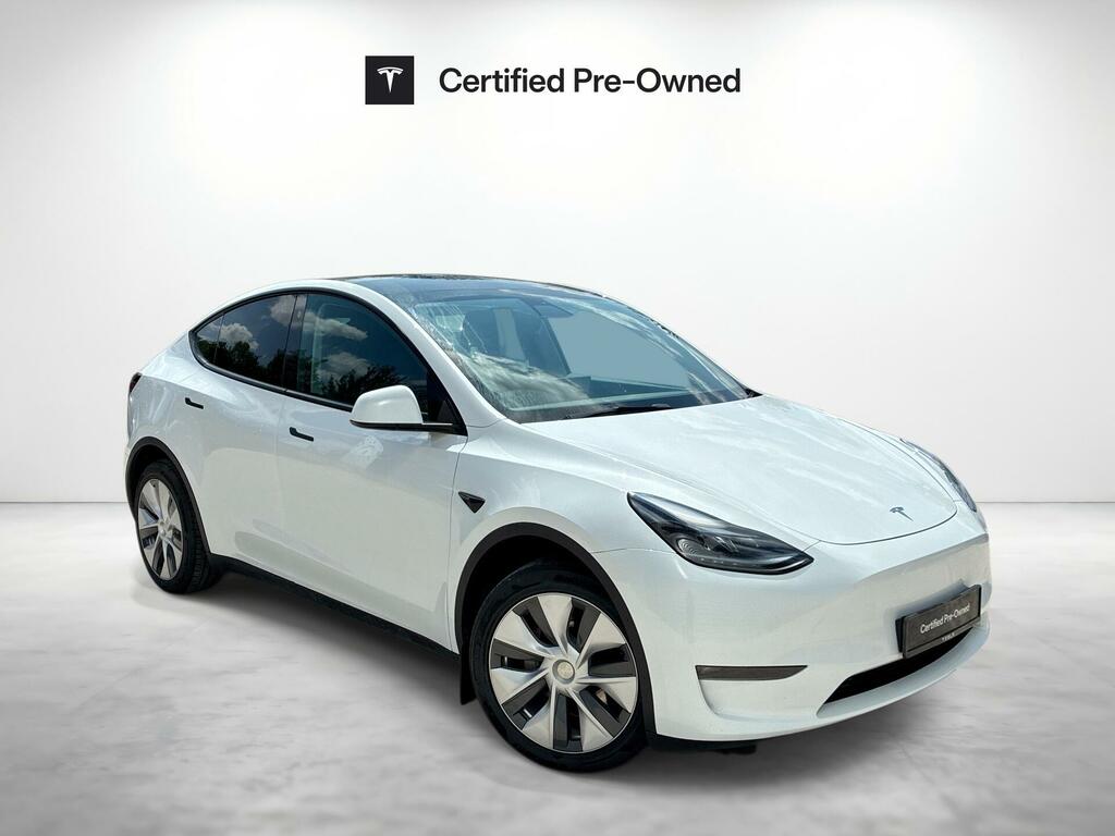 Tesla Model Y Dual Motor Long Range 4Wde White