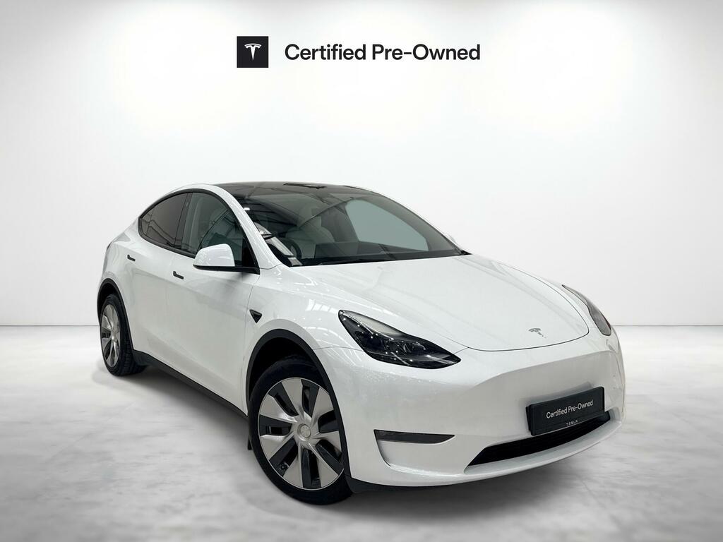 Tesla Model Y Dual Motor Long Range 4Wde White