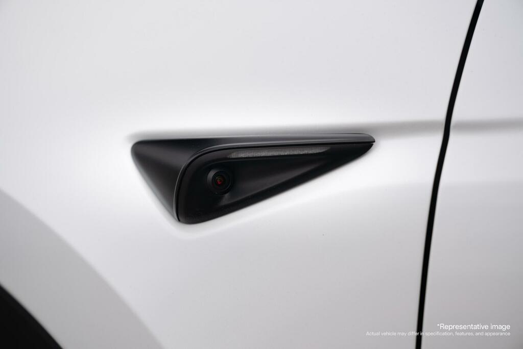 Tesla Model Y Long Range White #6
