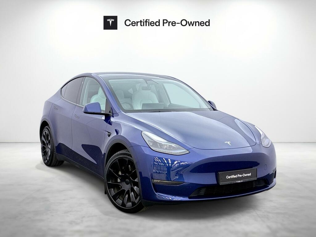Tesla Model Y Long Range Blue