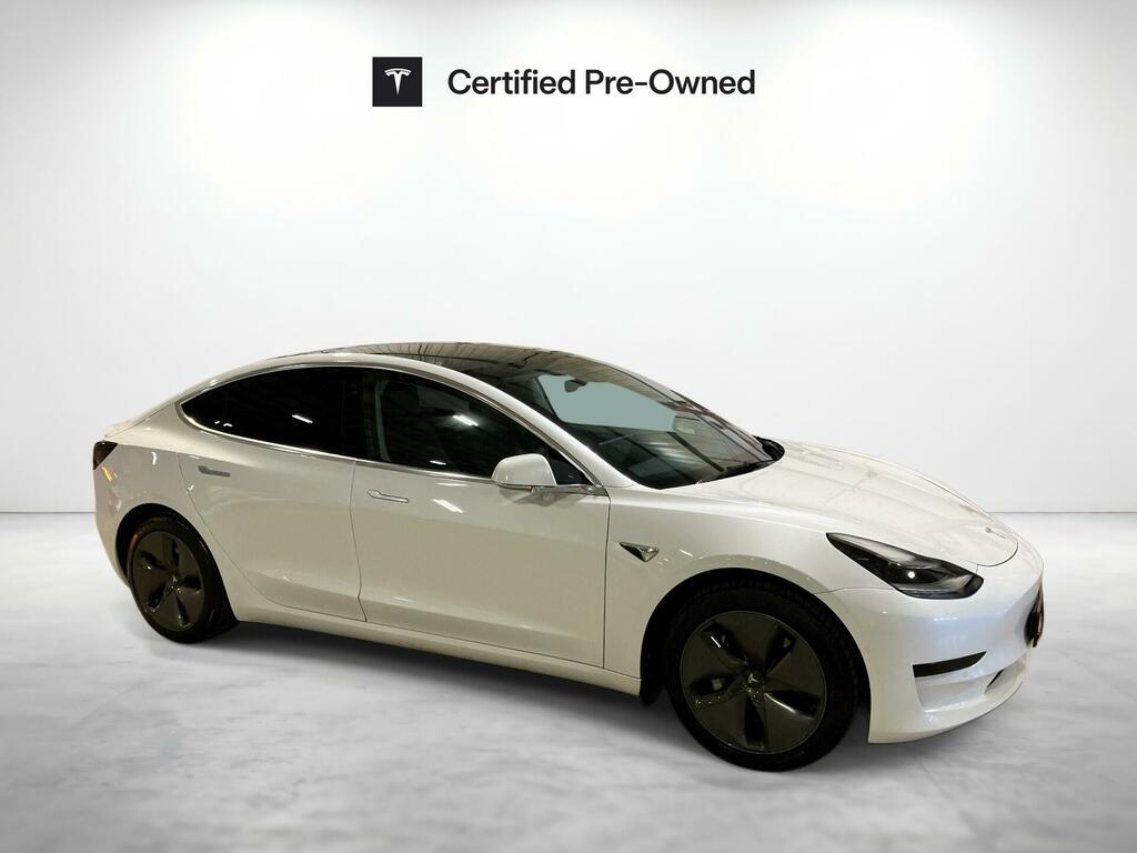 Tesla Model 3 Standard Range Plus White