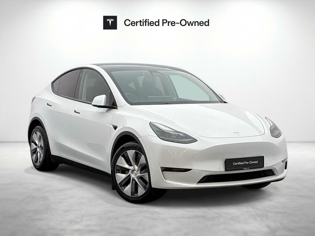 Tesla Model Y Dual Motor Long Range 4Wde White