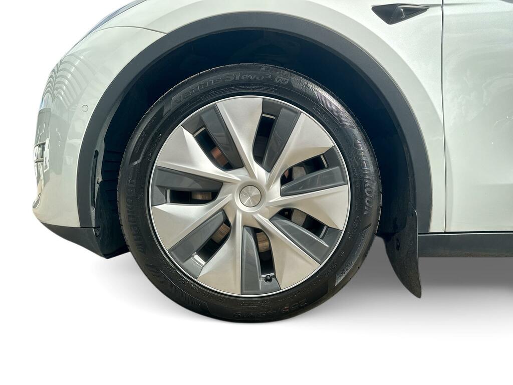 Tesla Model Y Long Range White #6