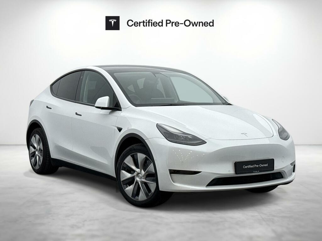 Tesla Model Y Dual Motor Long Range 4Wde White