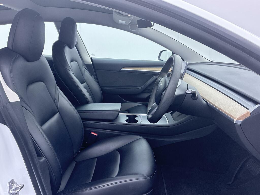 Tesla Model 3 Saloon Rwd 241 Bhp Pan Roof White #18