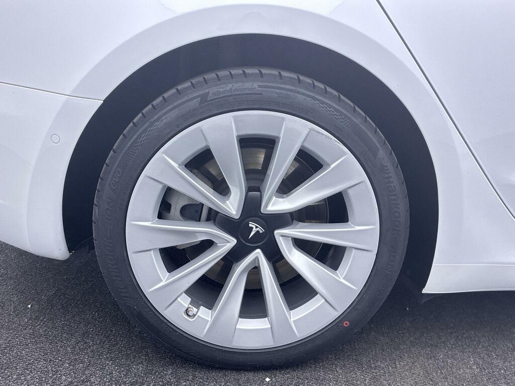 Tesla Model 3 Saloon Rwd 241 Bhp Pan Roof White #12