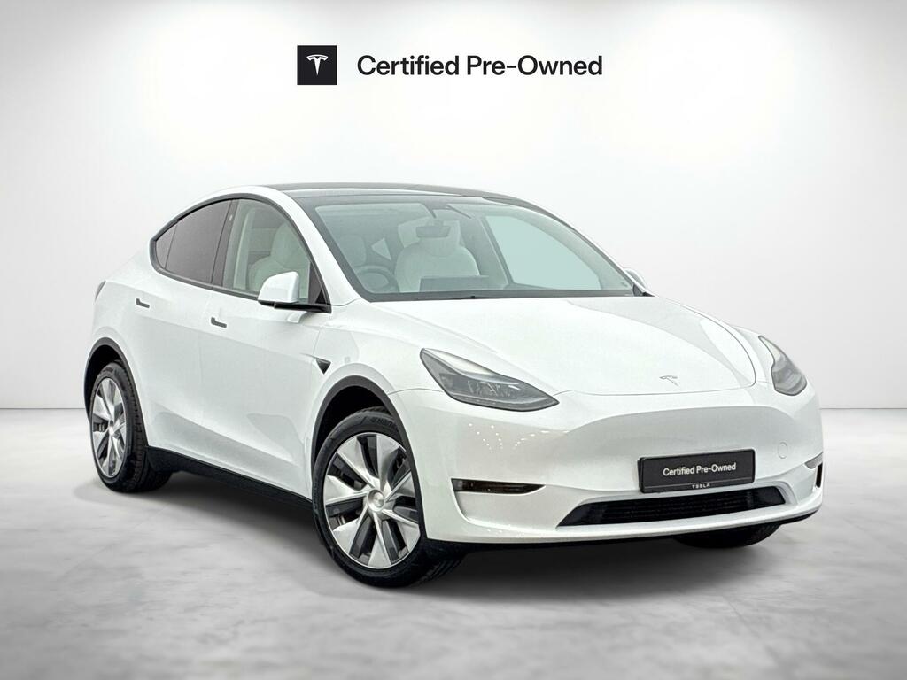 Tesla Model Y Dual Motor Long Range 4Wde White