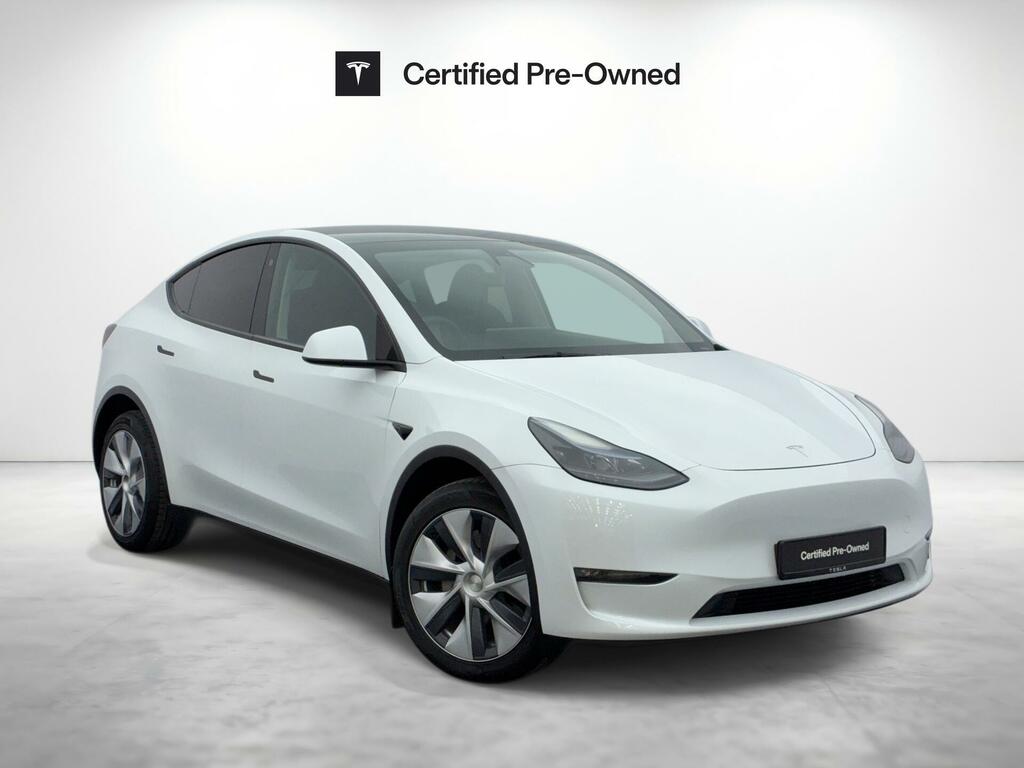 Tesla Model Y Dual Motor Long Range 4Wde White