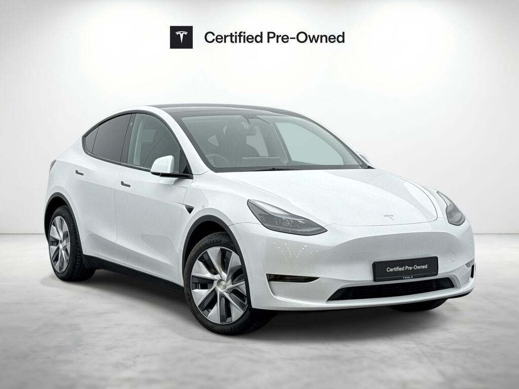 Tesla Model Y Dual Motor Long Range 4Wde White