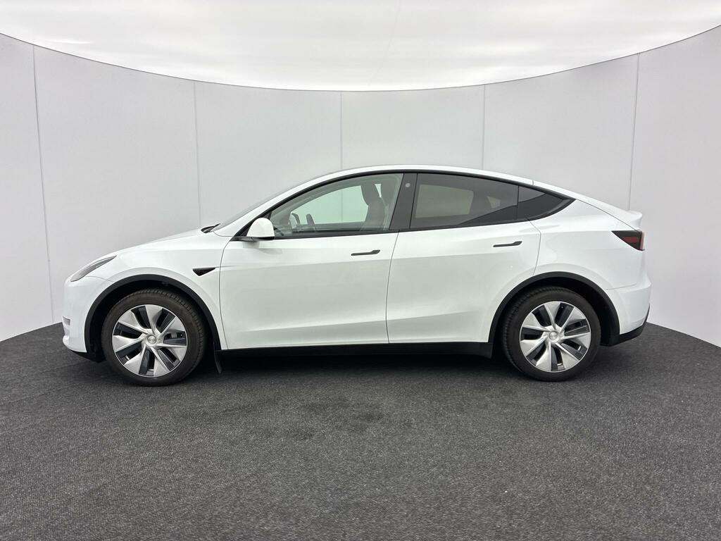 Tesla Model Y Dual Motor Long Range 4Wde  White #6