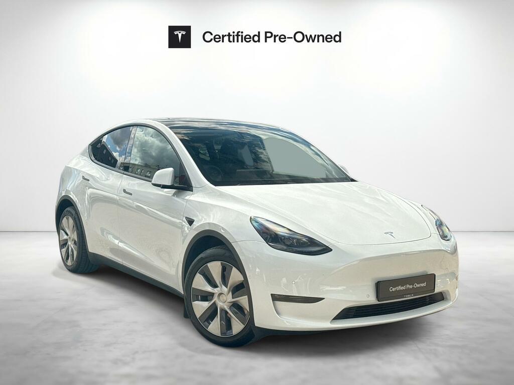 Tesla Model Y Dual Motor Long Range 4Wde White