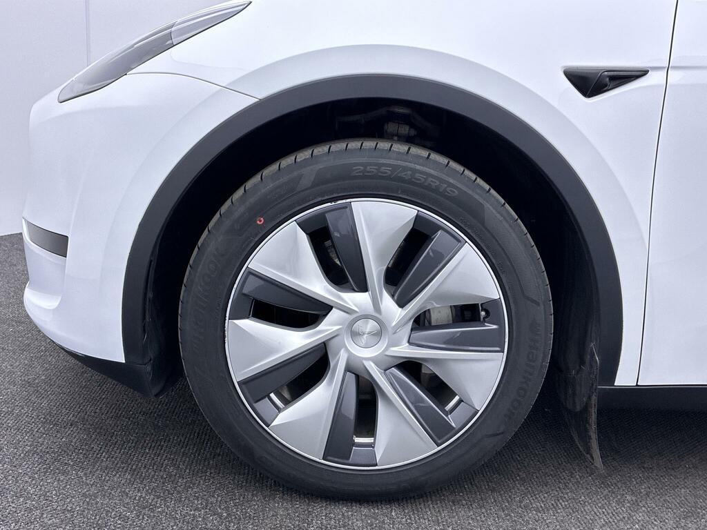 Tesla Model Y Auto Rwd 5dr  White #4