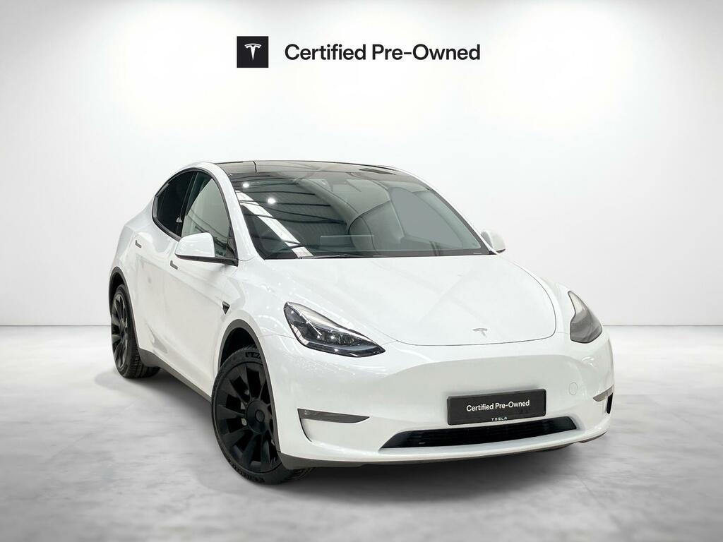 Tesla Model Y Dual Motor Long Range 4Wde White