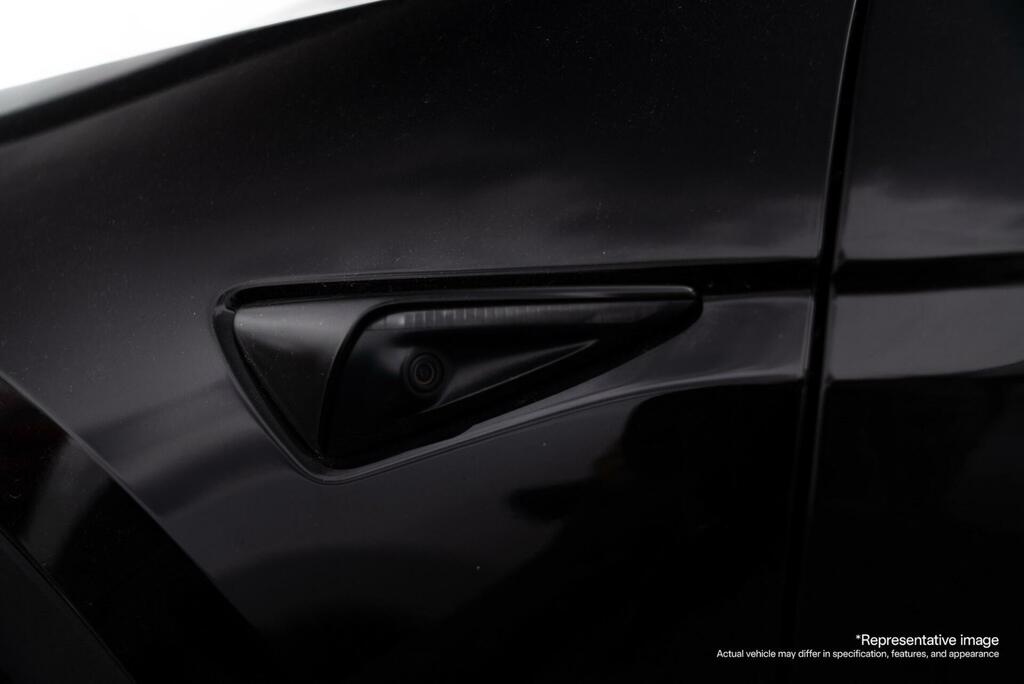 Tesla Model Y Auto Rwd 5dr  Black #6