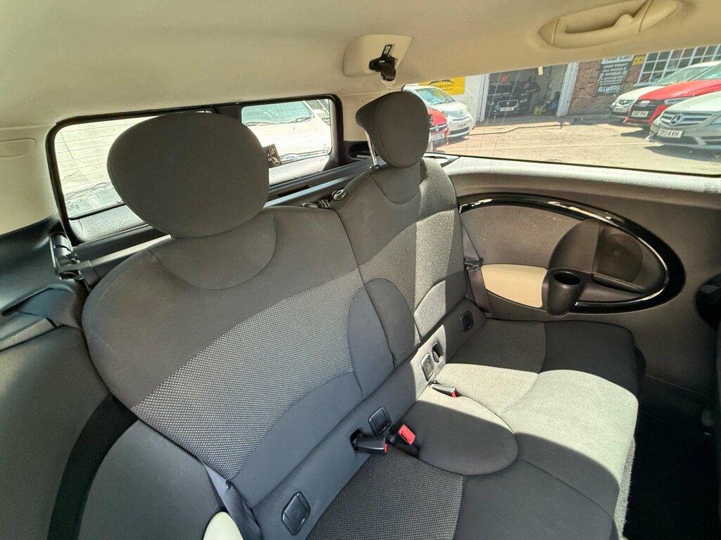Mini Clubman 1.6 Cooper D Hampton Euro 5 Ss Blue #26