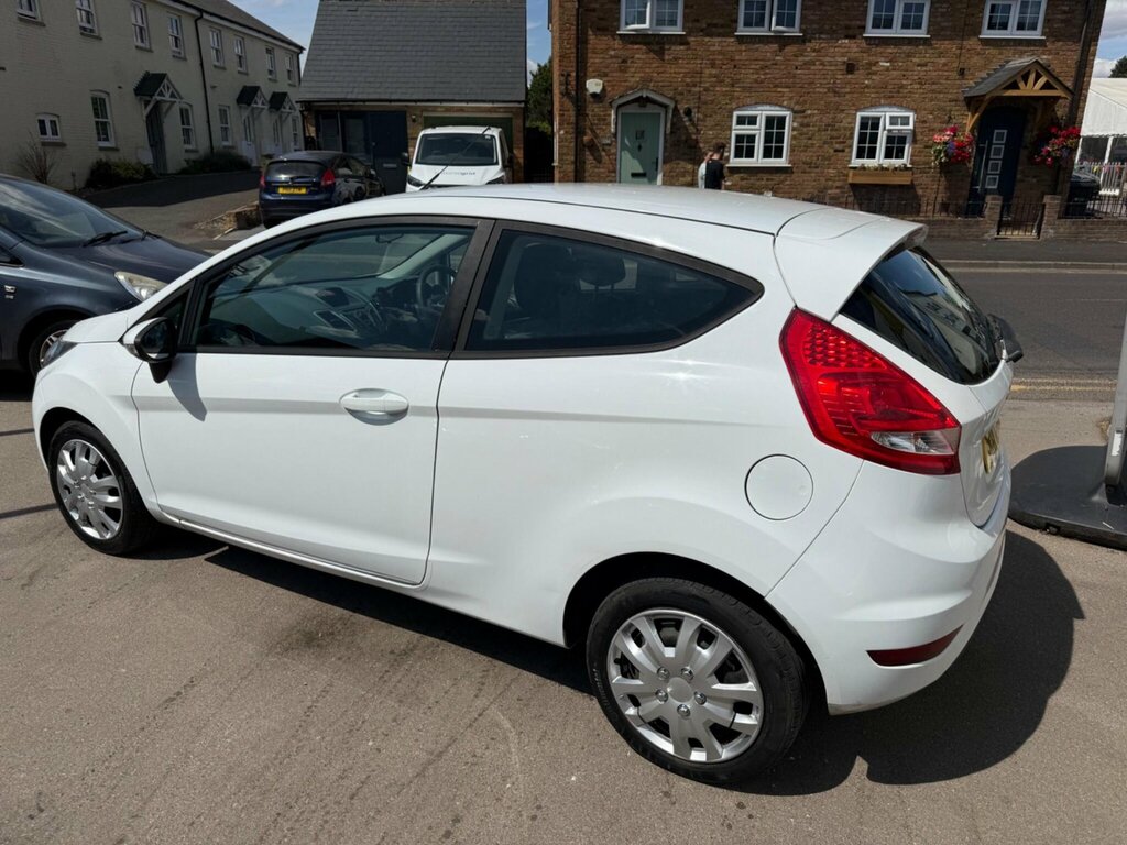 Ford Fiesta 1.25 Zetec Hatchback 129 Gkm, White #11