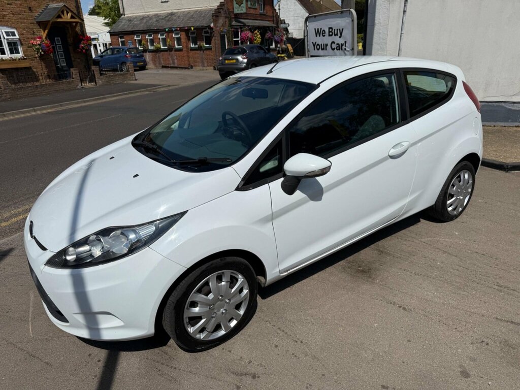 Ford Fiesta 1.25 Zetec Hatchback 129 Gkm, White #16