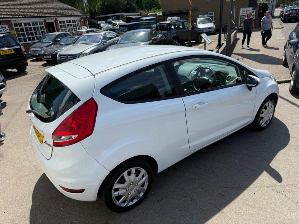 Ford Fiesta 1.25 Zetec Hatchback 129 Gkm, White #7