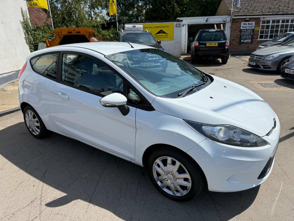 Ford Fiesta 1.25 Edge White #2