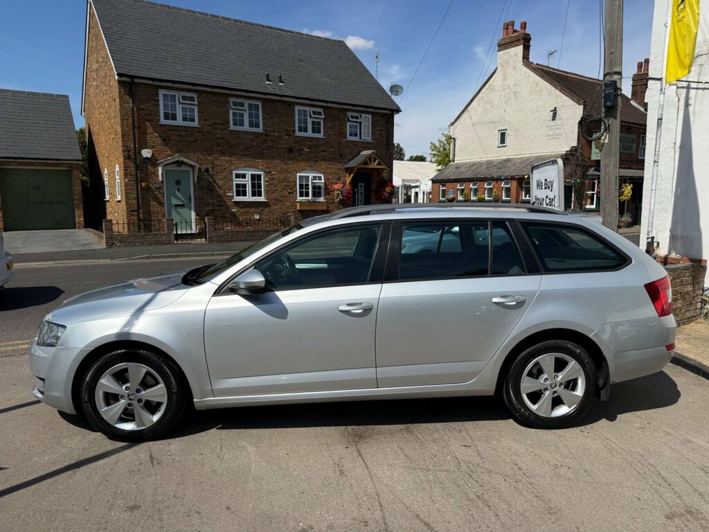Skoda Octavia 2.0 Tdi Scout Dsg 4Wd Euro 6 Ss Red #14