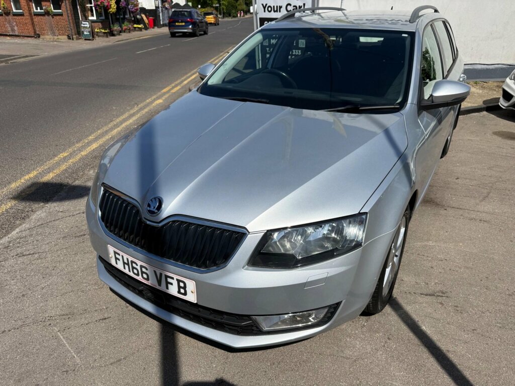 Skoda Octavia 2.0 Tdi Scout Dsg 4Wd Euro 6 Ss Red #18