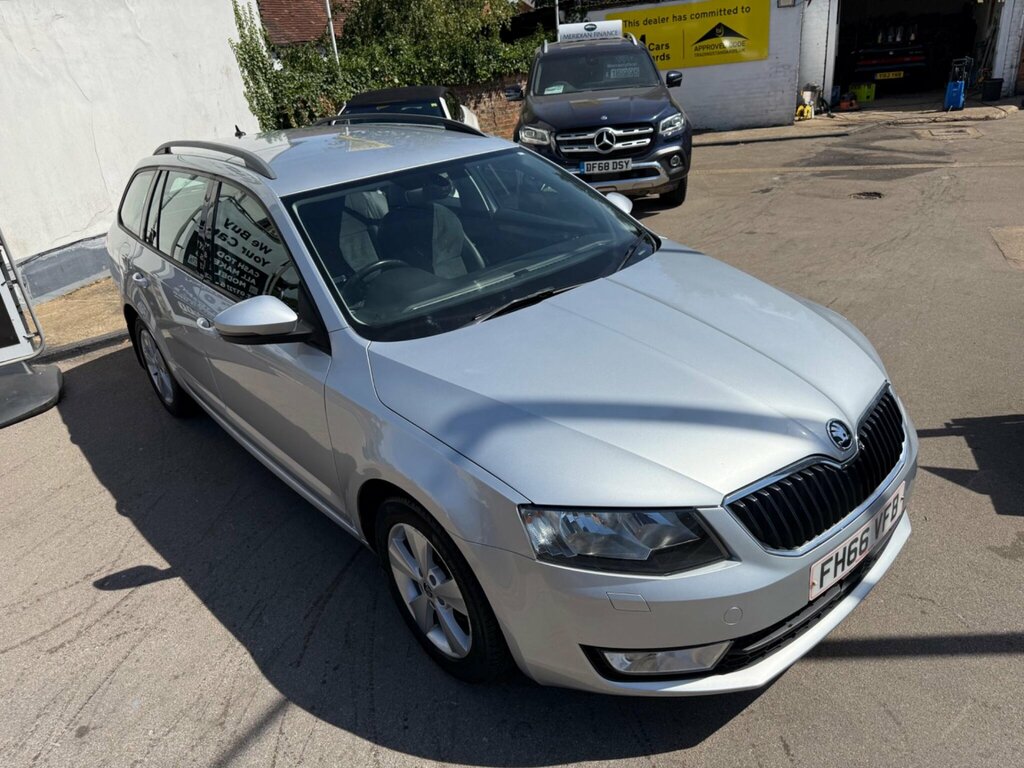 Skoda Octavia 2.0 Tdi Scout Dsg 4Wd Euro 6 Ss Red #20