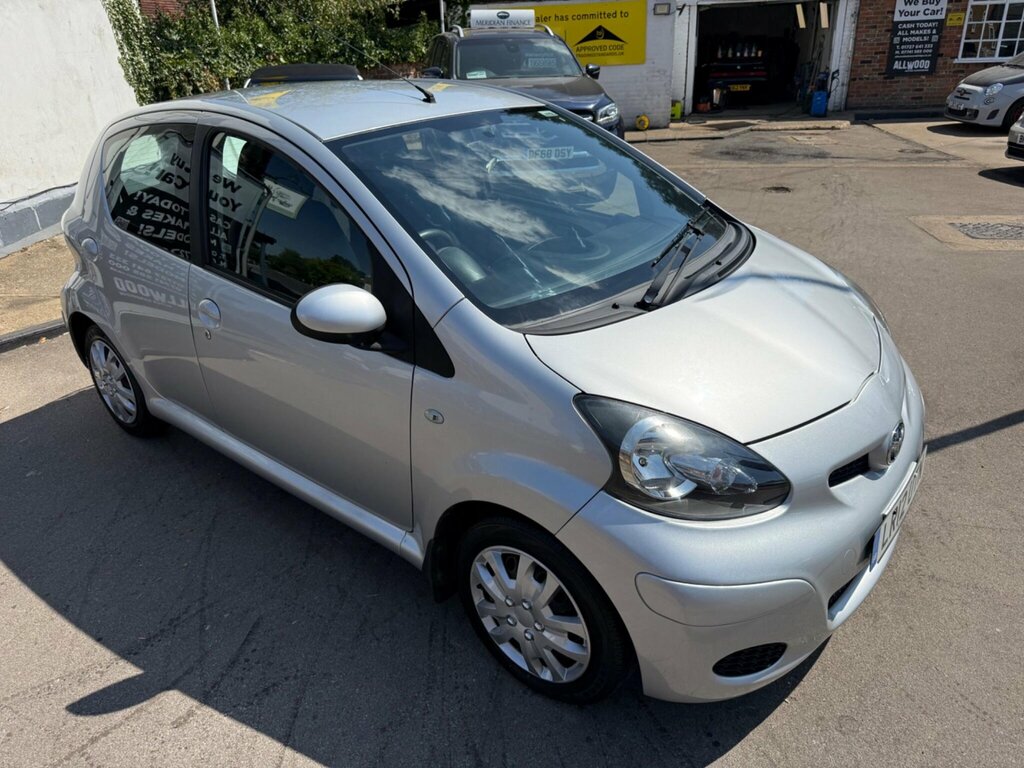 Toyota Aygo 1.0 Vvt-i Ice Euro 5 Silver