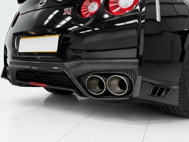 Nissan GT-R 3.8 Prestige 562 Bhp Gold #16