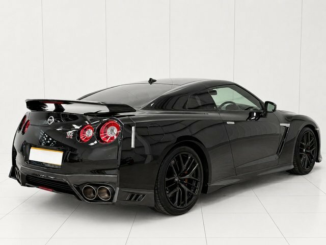 Nissan GT-R 2018 3.8 V6 Prestige Coupe 4Wd Eur Black #3