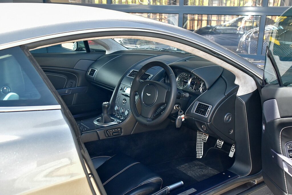 Aston Martin Vantage V8 4.3 U401 Ulez Silver #2