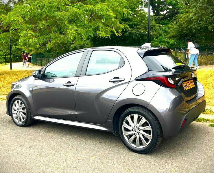 Toyota Yaris Icon Grey #4