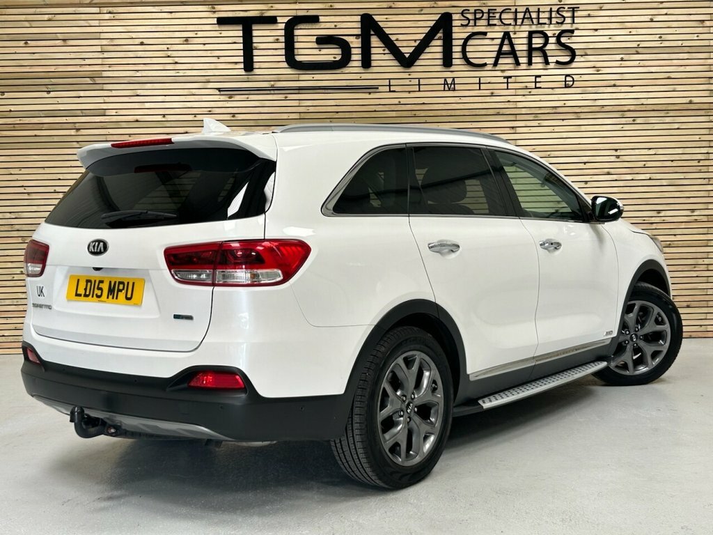 Kia Sorento 2.2L Kx-4 White #4