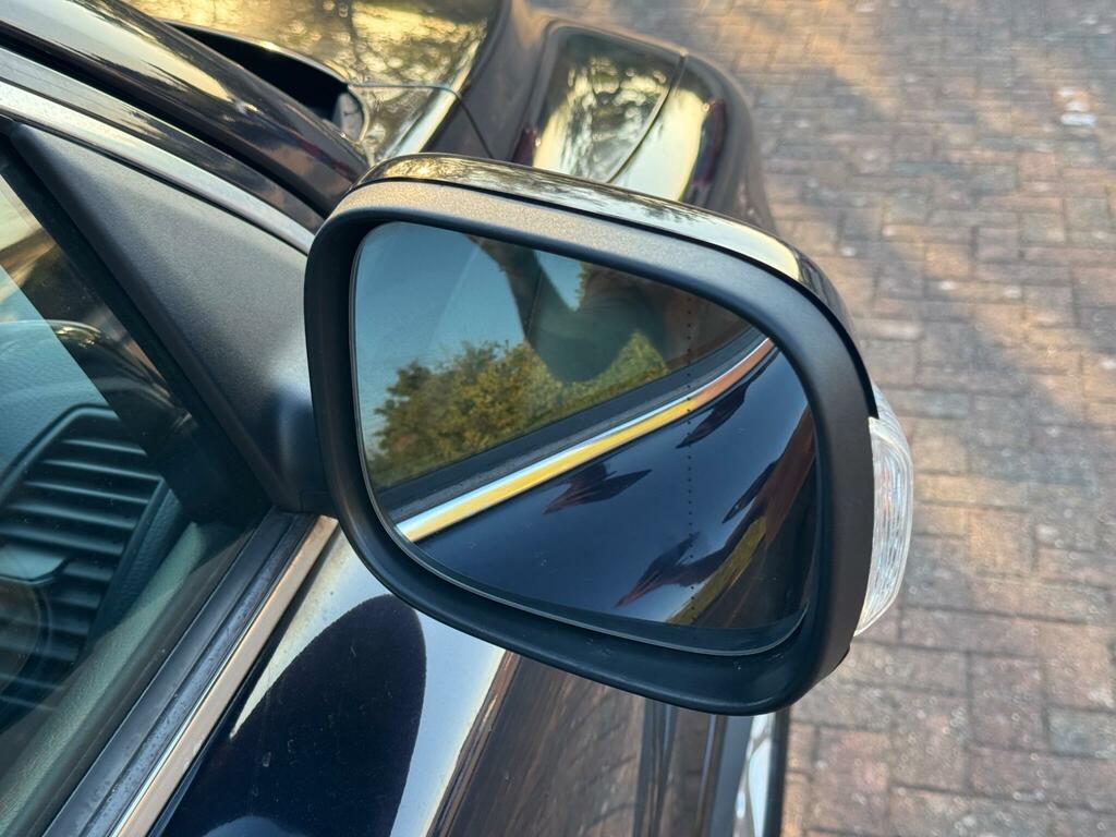 Volvo XC90 2.4 D5 R-design Suv Geartronic Awd 219 Blue #62