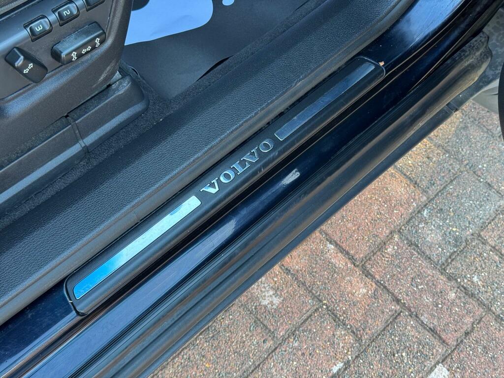 Volvo XC90 2.4 D5 R-design Suv Geartronic Awd 219 Blue #35