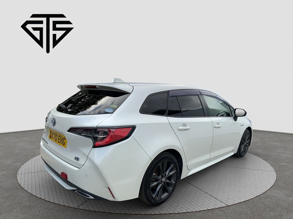 Toyota Corolla Hybrid Wxb DX70EHG White #3