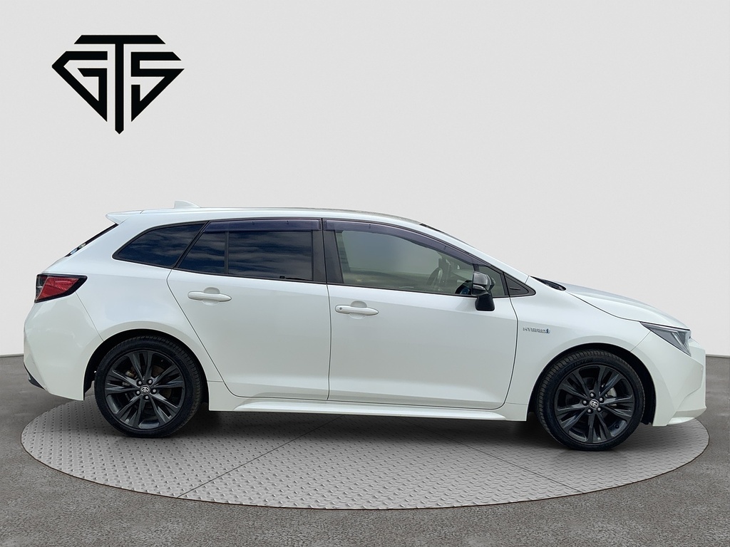 Toyota Corolla Hybrid Wxb DX70EHG White #2