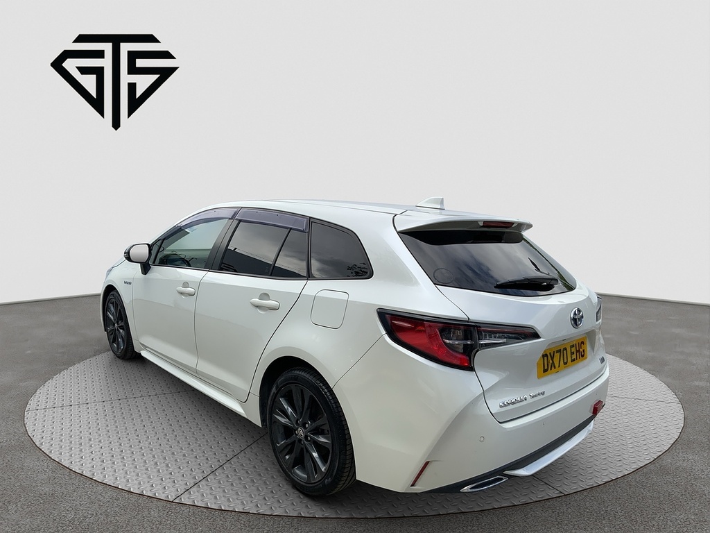 Toyota Corolla Hybrid Wxb DX70EHG White #5