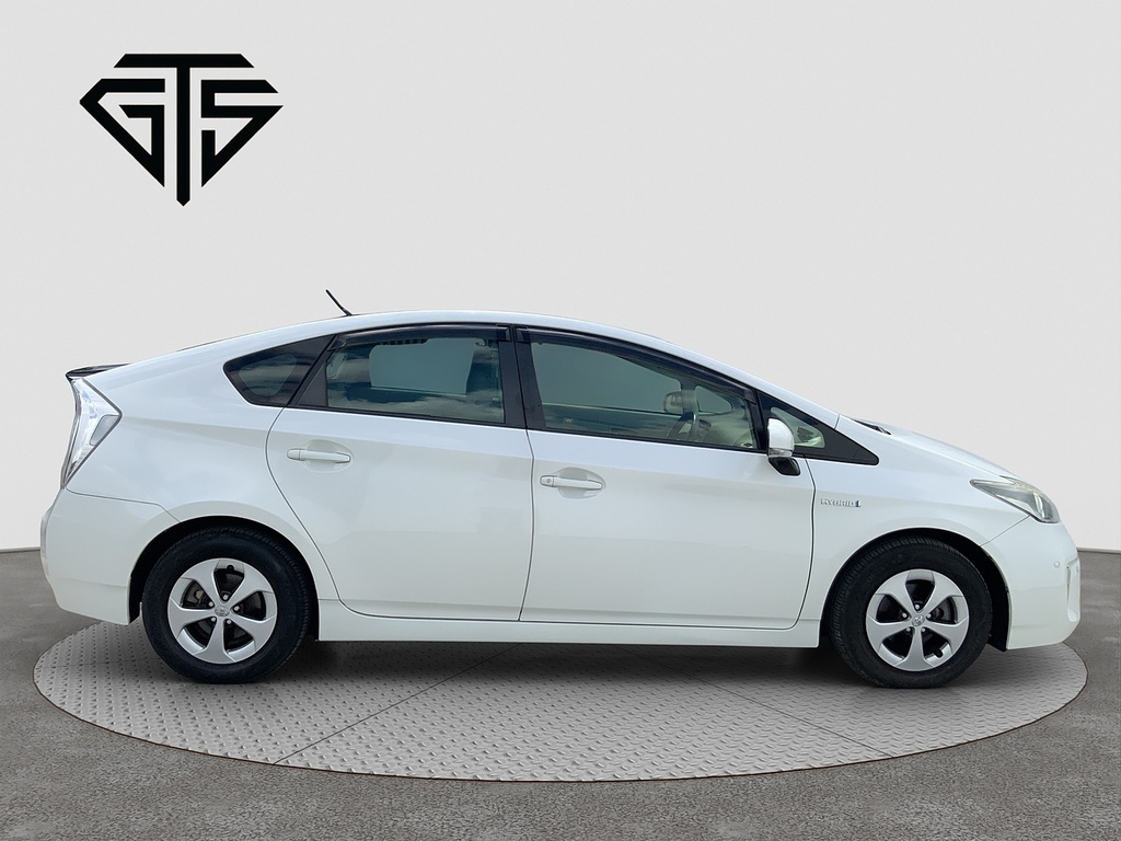 Toyota Prius G #2
