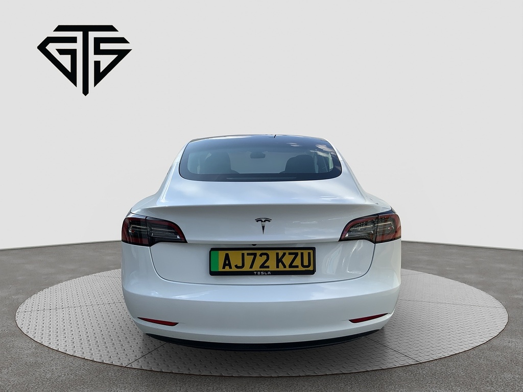 Tesla Model 3 Saloon AJ72KZU White #4