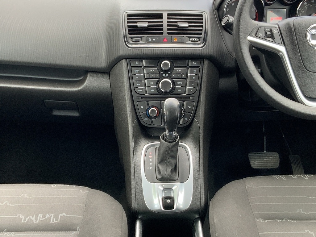 Vauxhall Meriva Meriva 1.4 Life White #16