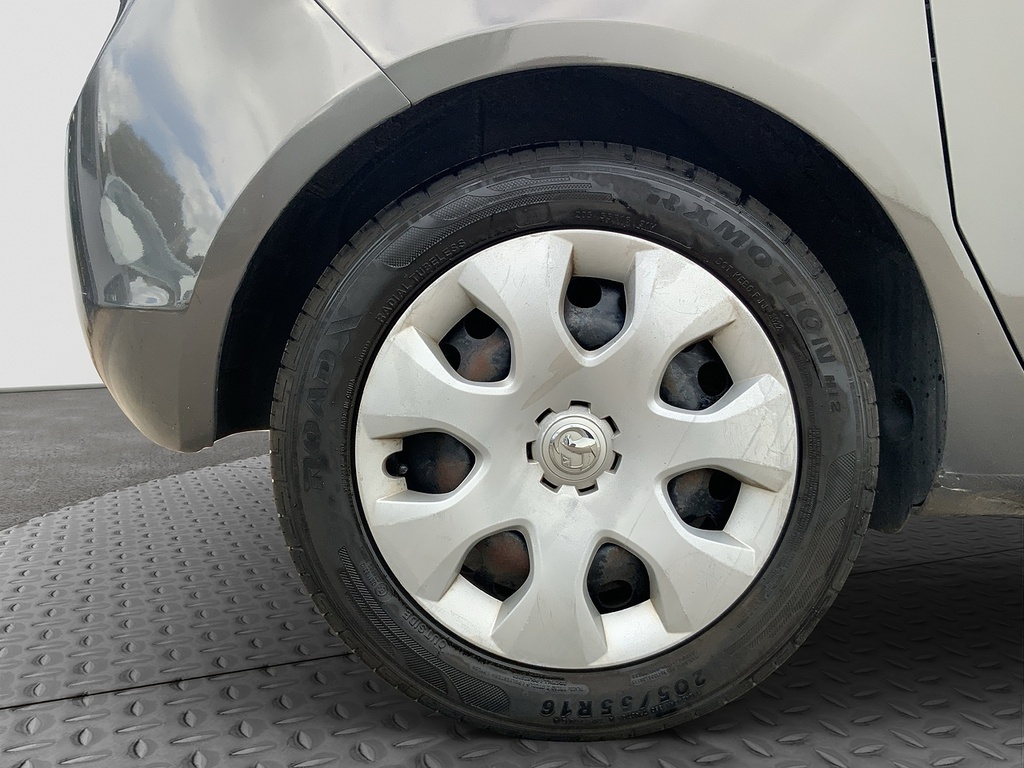 Vauxhall Meriva Meriva 1.4 Life White #22