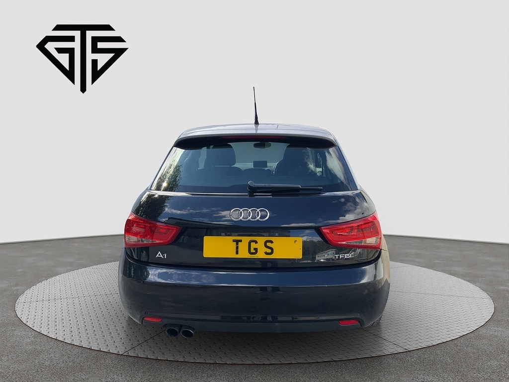 Audi A1 Sportback 1.4Tfsi Black #3