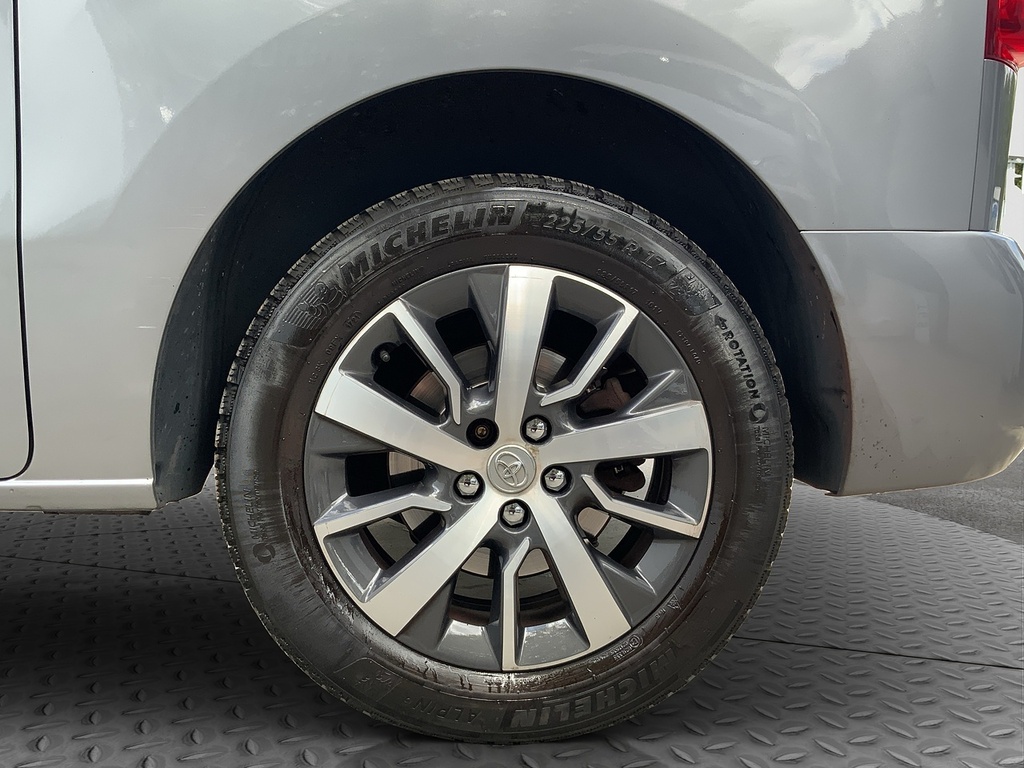 Toyota Proace Verso 1.5D Shuttle Medium Mpv Mwb Euro 6 Ss 9 Se Grey #22